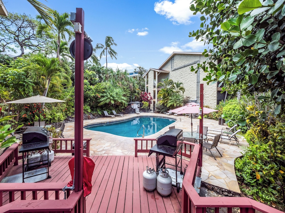 Kalanikai 118 Highly Walkable!