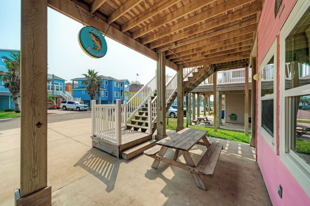 Sleeps 24 2 Homes w/ Beach Boardwalk Access & Deck Views Steps to the Beach