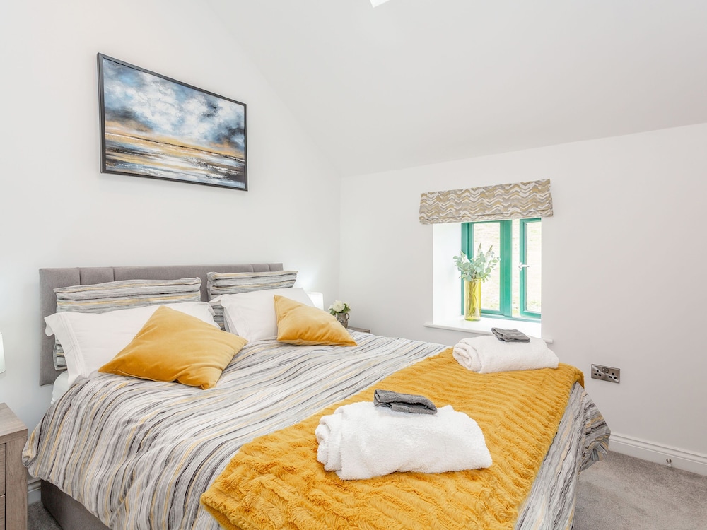 Pogles Wood Cottage