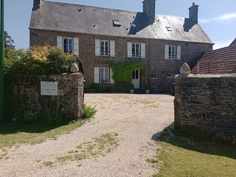 Le Presbytere