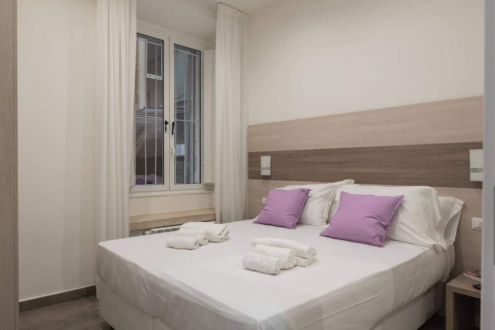Vatican Suite 2 Levels Completely Renovated