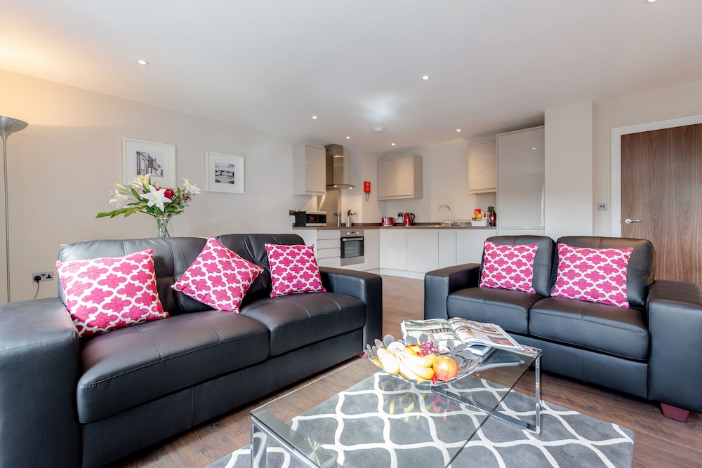 Roomspace Apartments -Trinity House