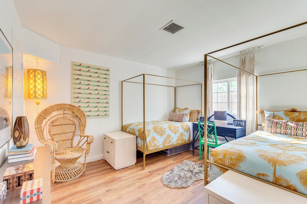 2 Mi to Dtwn: Vintage-inspired Gem in Palm Springs