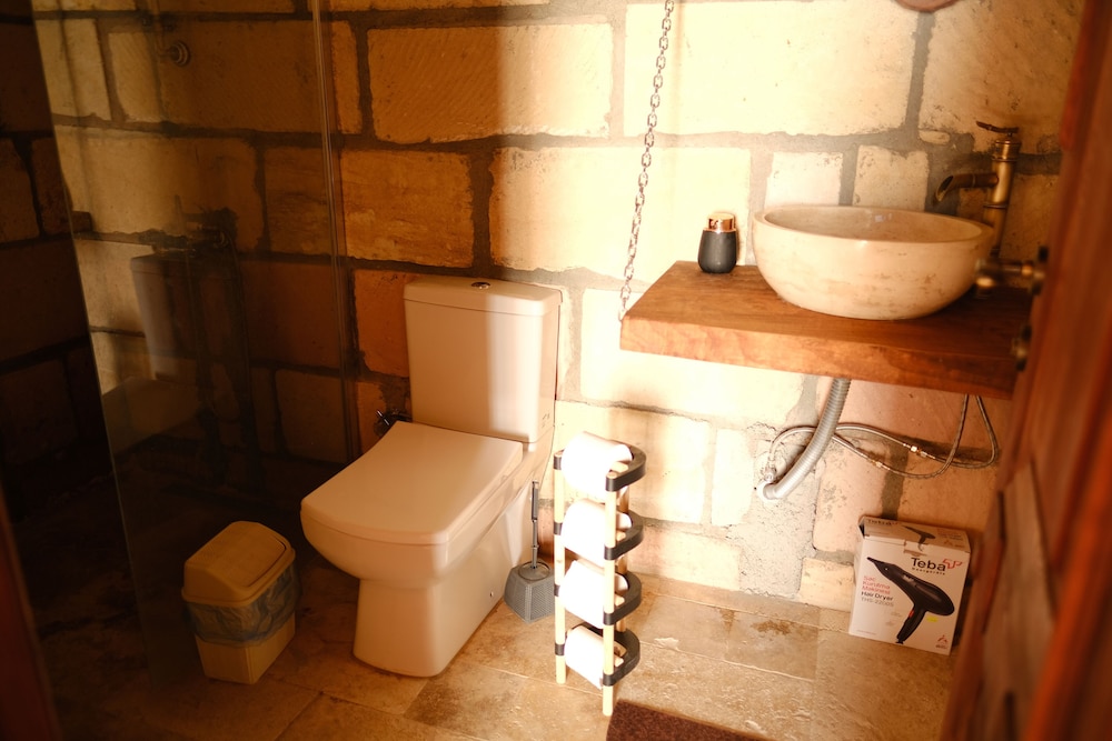 Photo 29