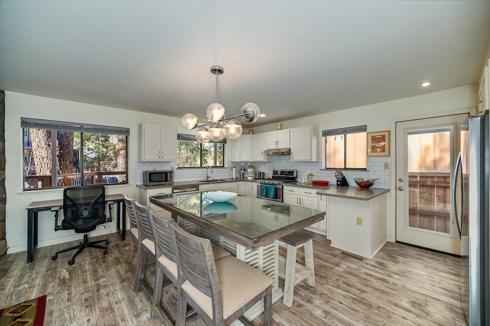 The Azure Tahoe Cabin 3 Bedroom Home
