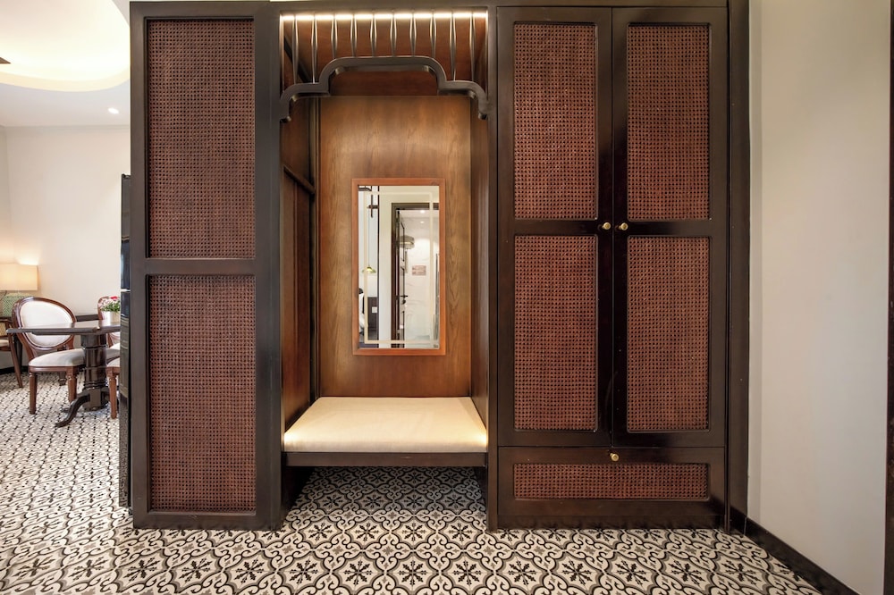 JULIE's HOUSE - LUXURY APARTMENT - HUE