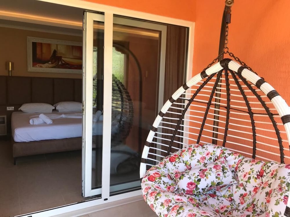 Karos Hotel Llaman