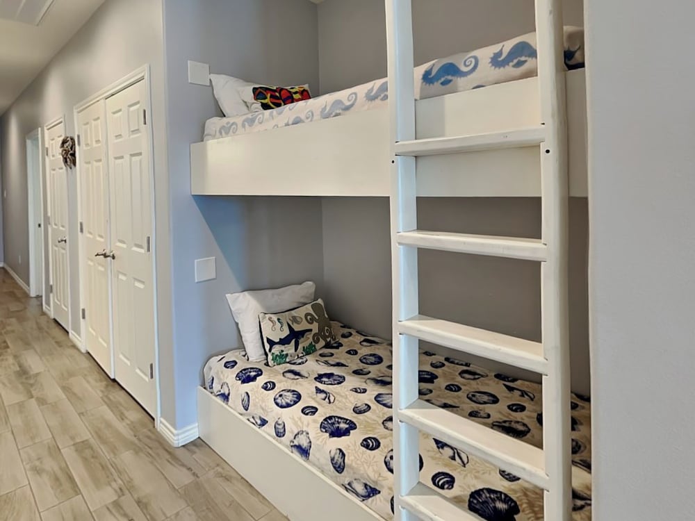 La Sirena by Silver Sands Vacation Rentals