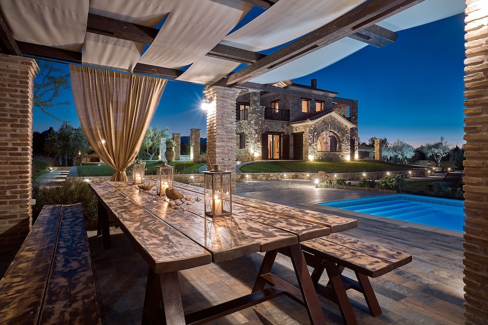 Palazzo Villa, World 5th Awarded Villa view 2