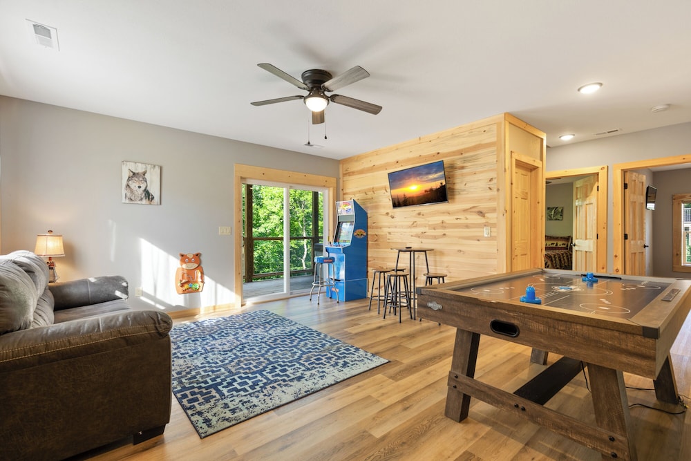 Eagle Mountain Cabin