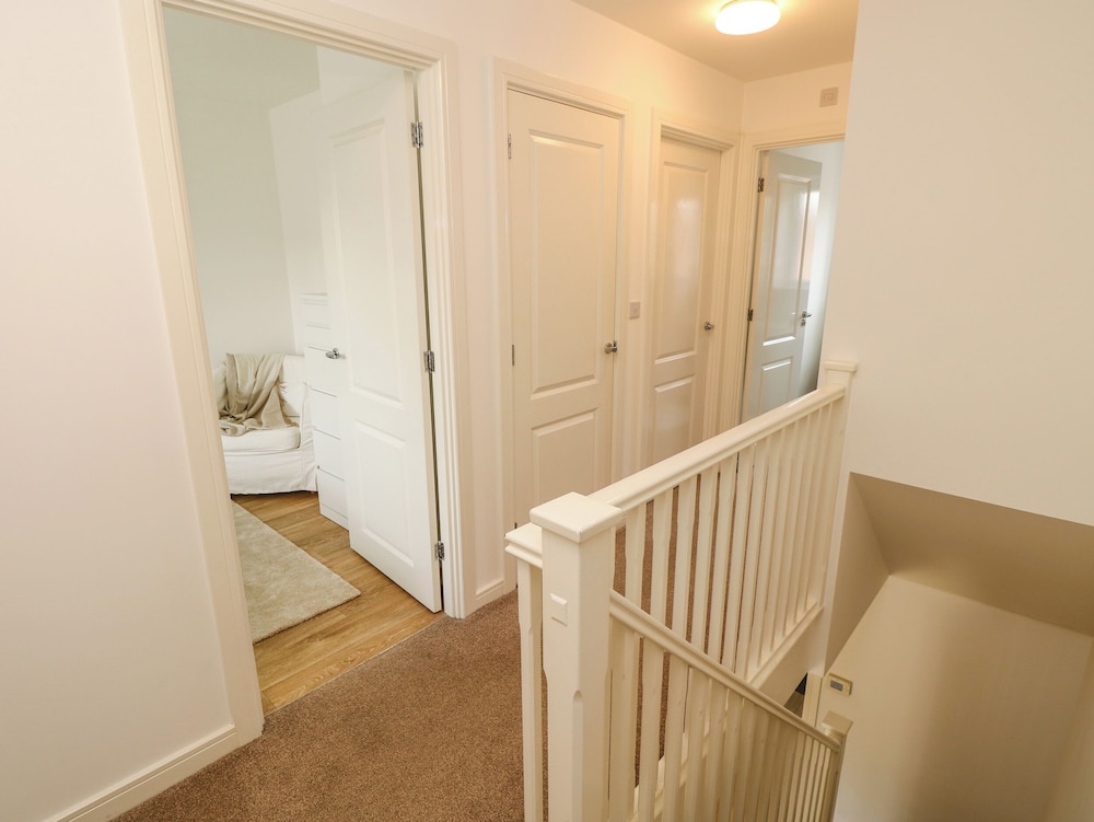 25 St. Benedict Road