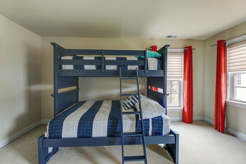 2 Mi to Bethany Beach! Spacious Family Retreat
