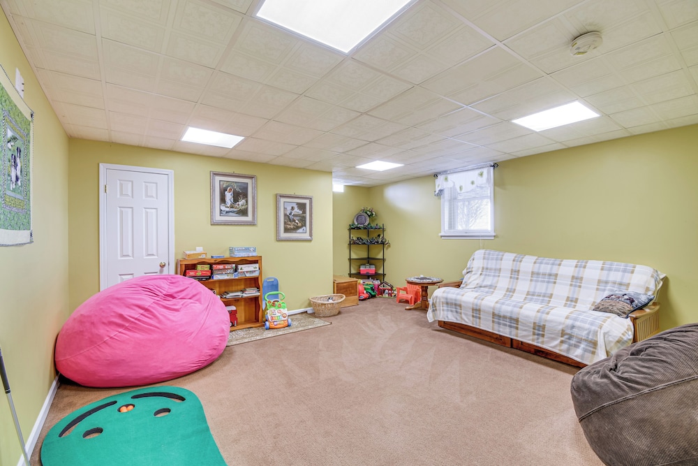 The Gathering Place: Rushville Home w/ Hot Tub