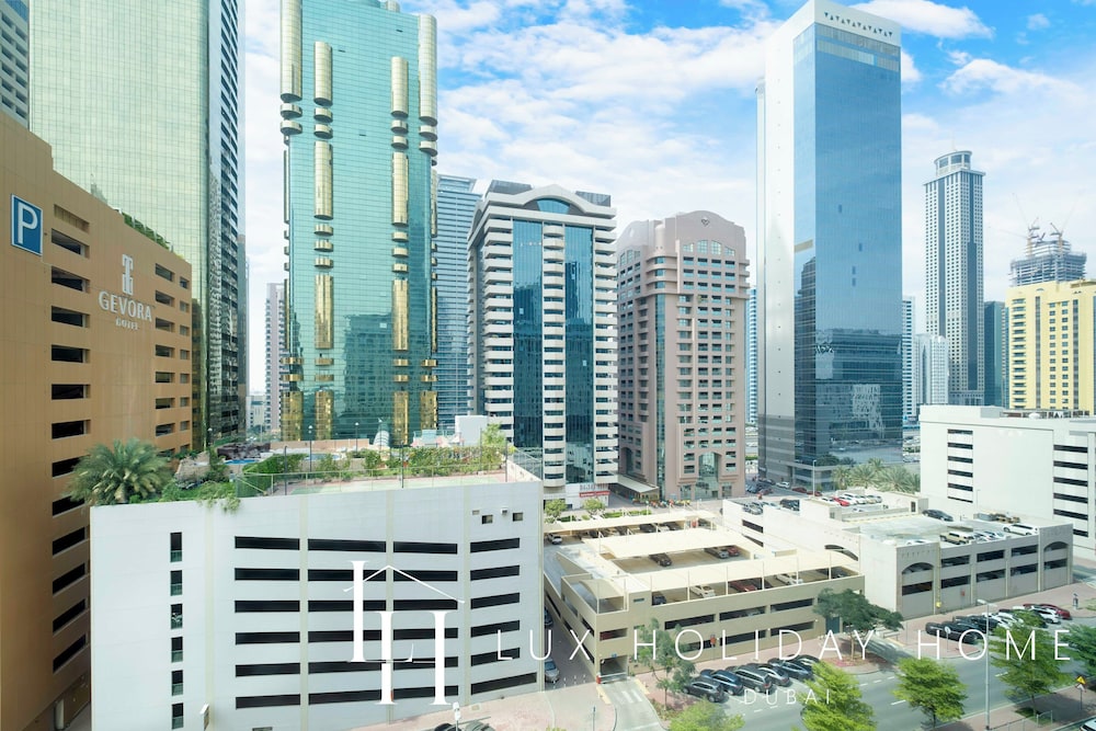 LUX The Elegant DIFC Suite 2