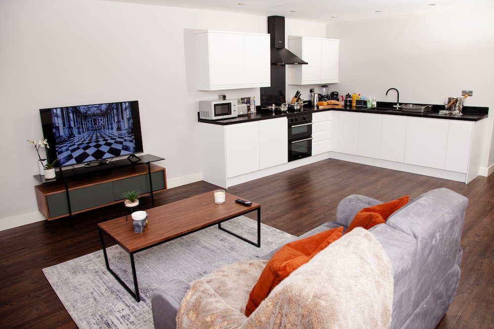 High Life Luxury Serviced Apartments view 5