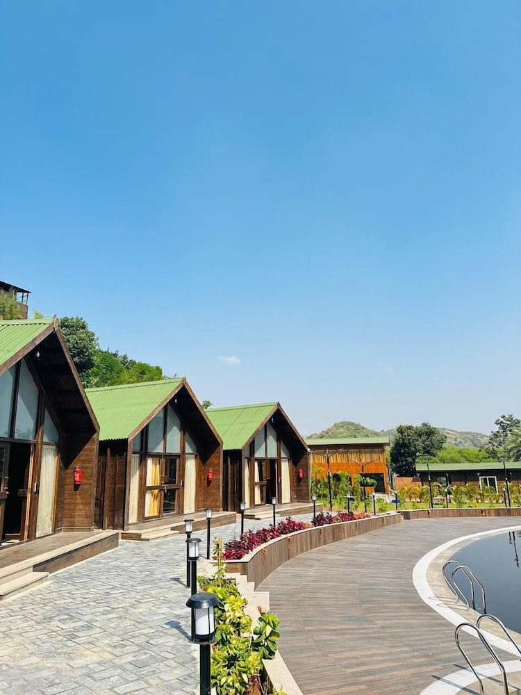 Vasant Kunj Nature Resort