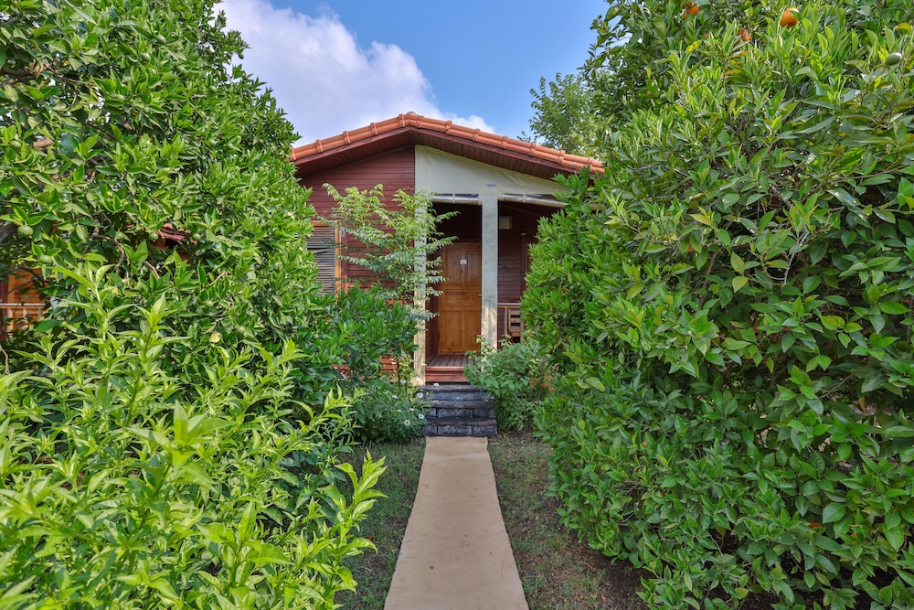 Sunrise Bungalows