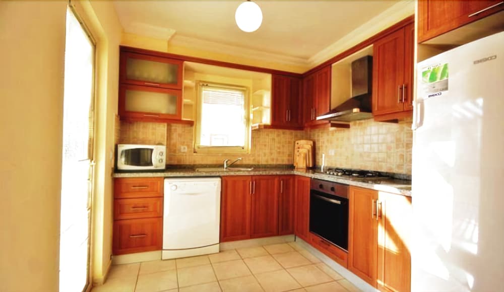 Royal Heights Residence 2 Bedrooms