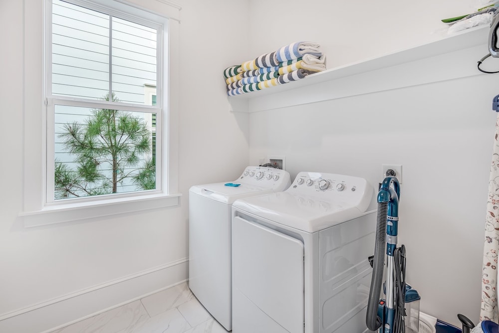 Prominence on 30A by Panhandle Getaways