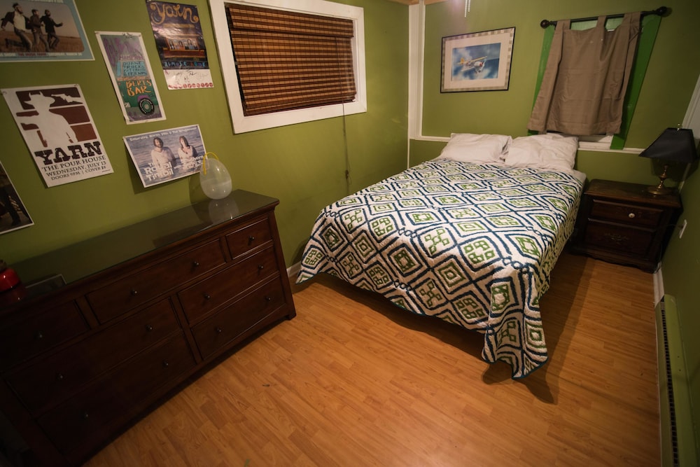 The Wave House 4 Bedroom Holiday Home By My Ocean Rentals