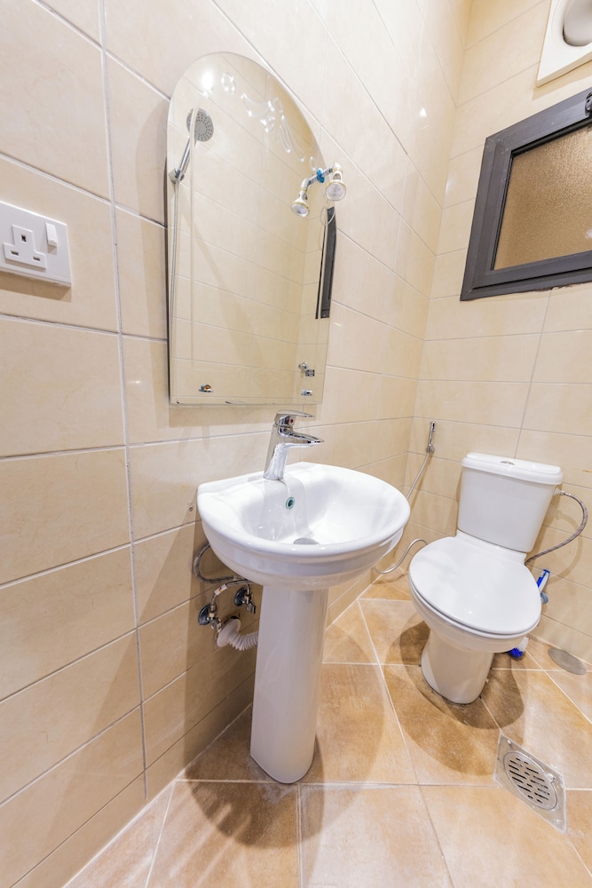 Hometel Khozama Jed