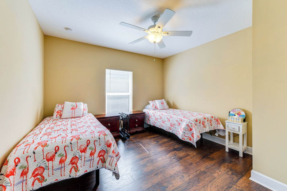 5 Mi to Beach: Family Retreat in Sarasota!