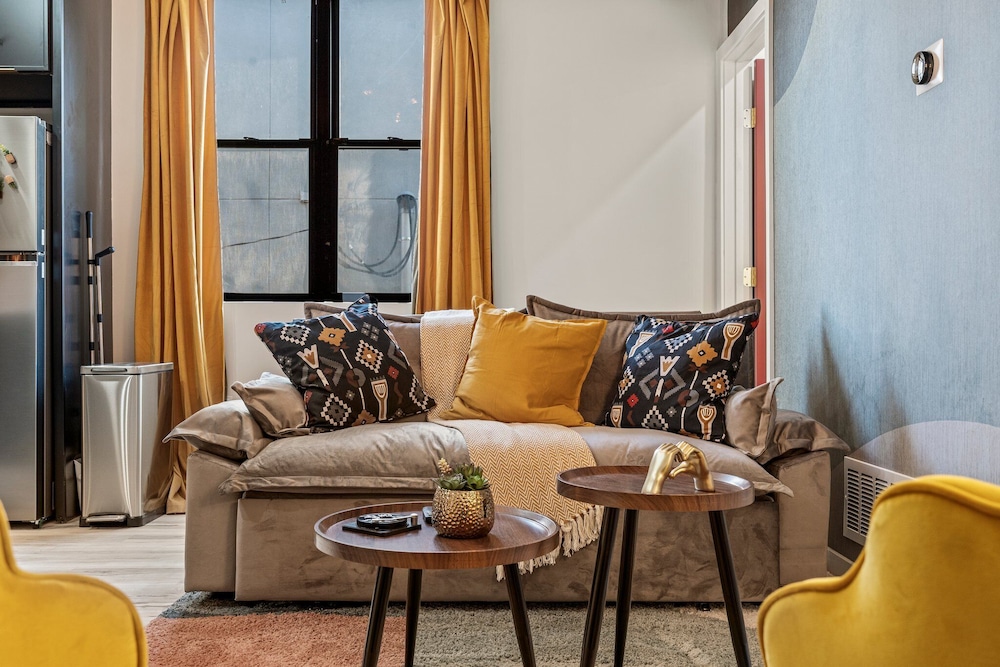NoLibs l Fishtown l Gorgeous l 1BR