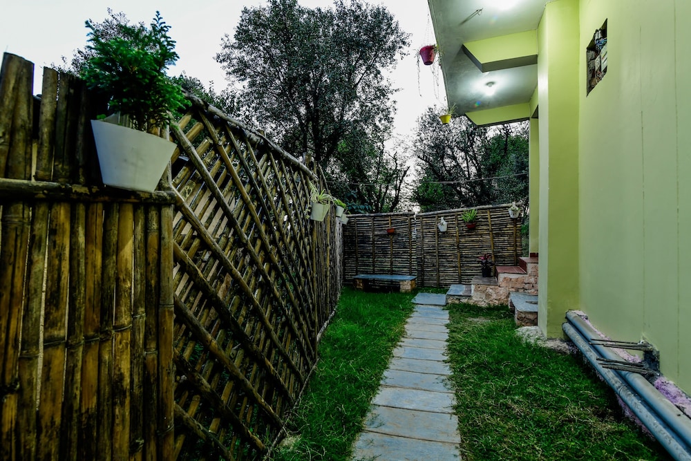 OYO 13409 Home Cozy Stay near ISBT Dharamshala