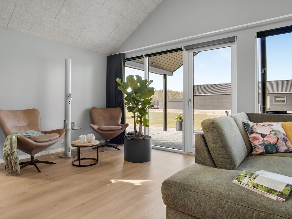 5 Star Holiday Home in Norre Nebel