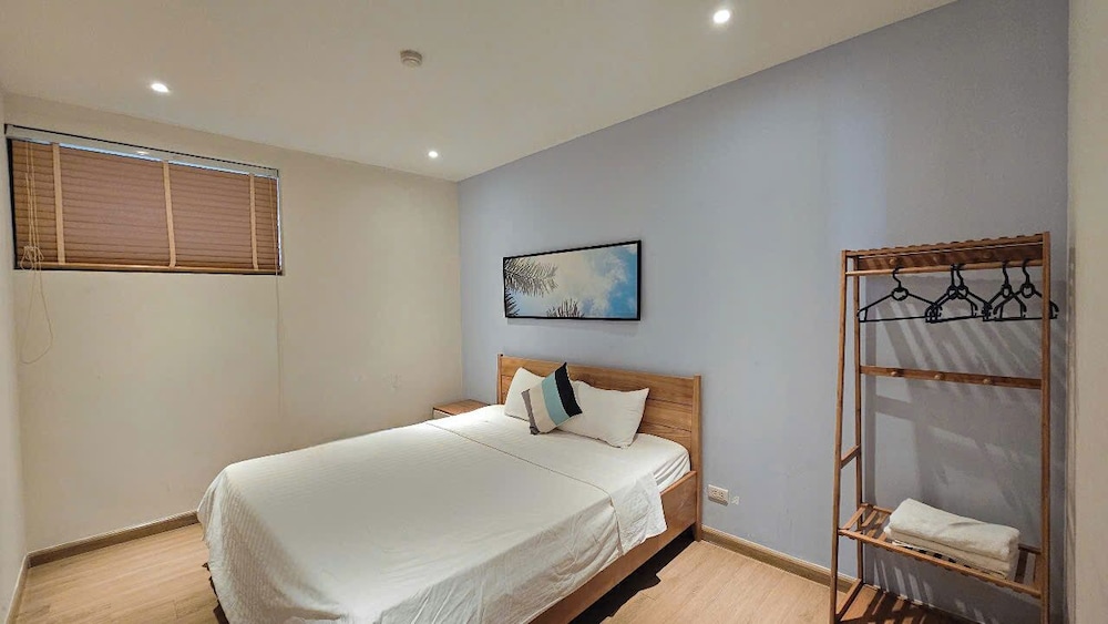 Angela House Ha Long