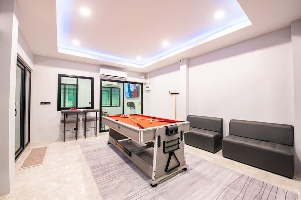Level Flow pool villa Pattaya