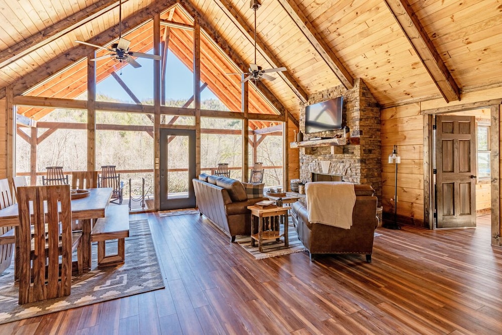 stayNantahala - Smoky Mountain Cabins