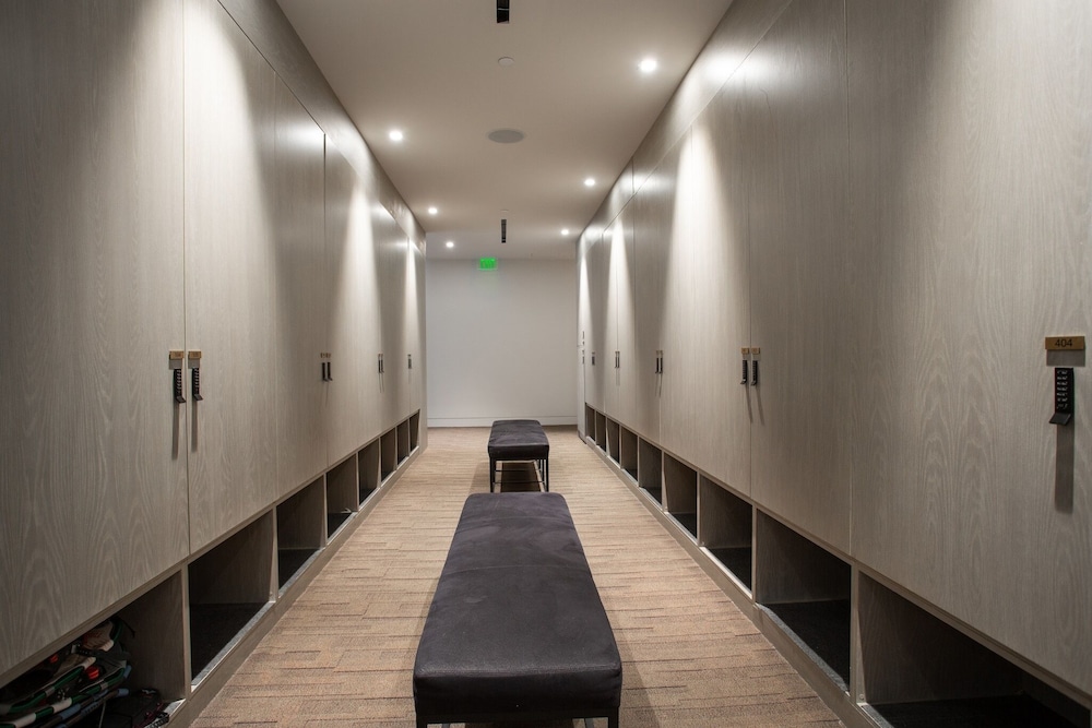 One Empire Pass Lodge at Deer Valley Resort - Four Bedroom Residence #401 4 Condo