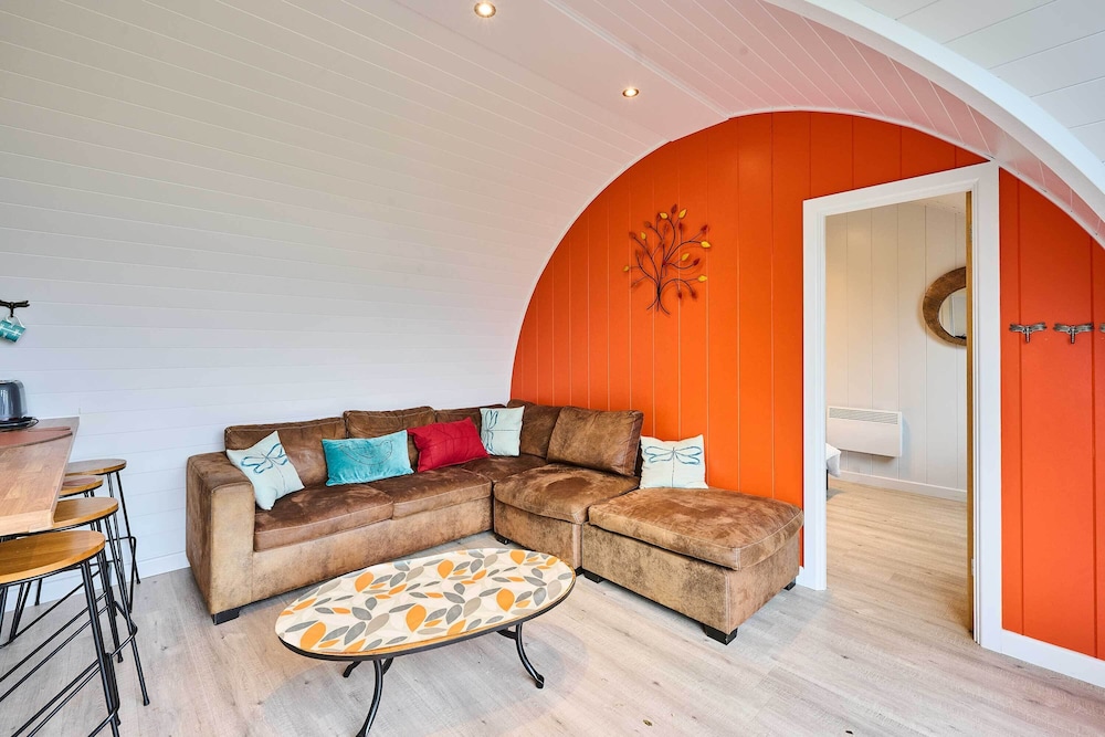 Host Stay Secret Garden