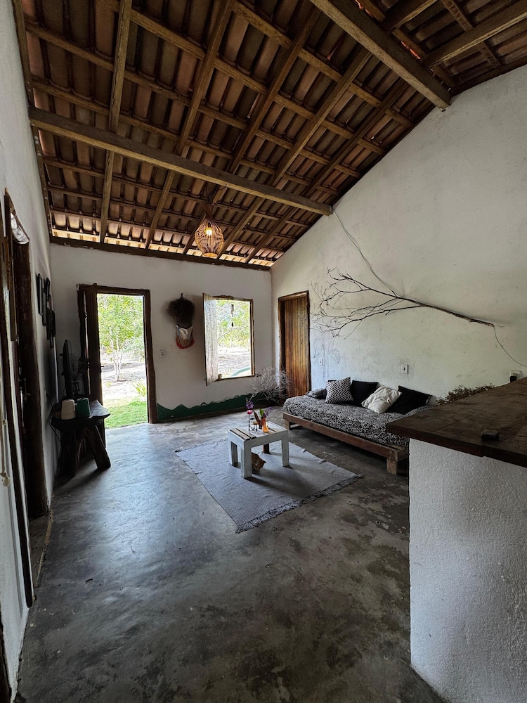 Hostel Mata House