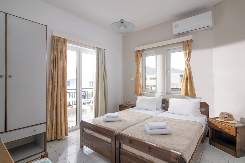 Litsa Mare apartments