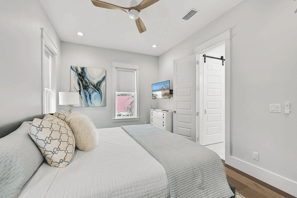 Alibi 30A by Avantstay 6bdr, Private Pool, Steps to Beach