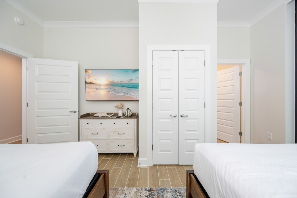 Phoenix Gulf Shores Ii 1105 4 Bedroom Condo