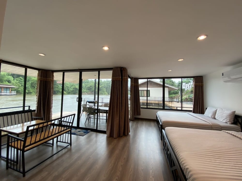 Riverside Hill Resort & Restaurant
