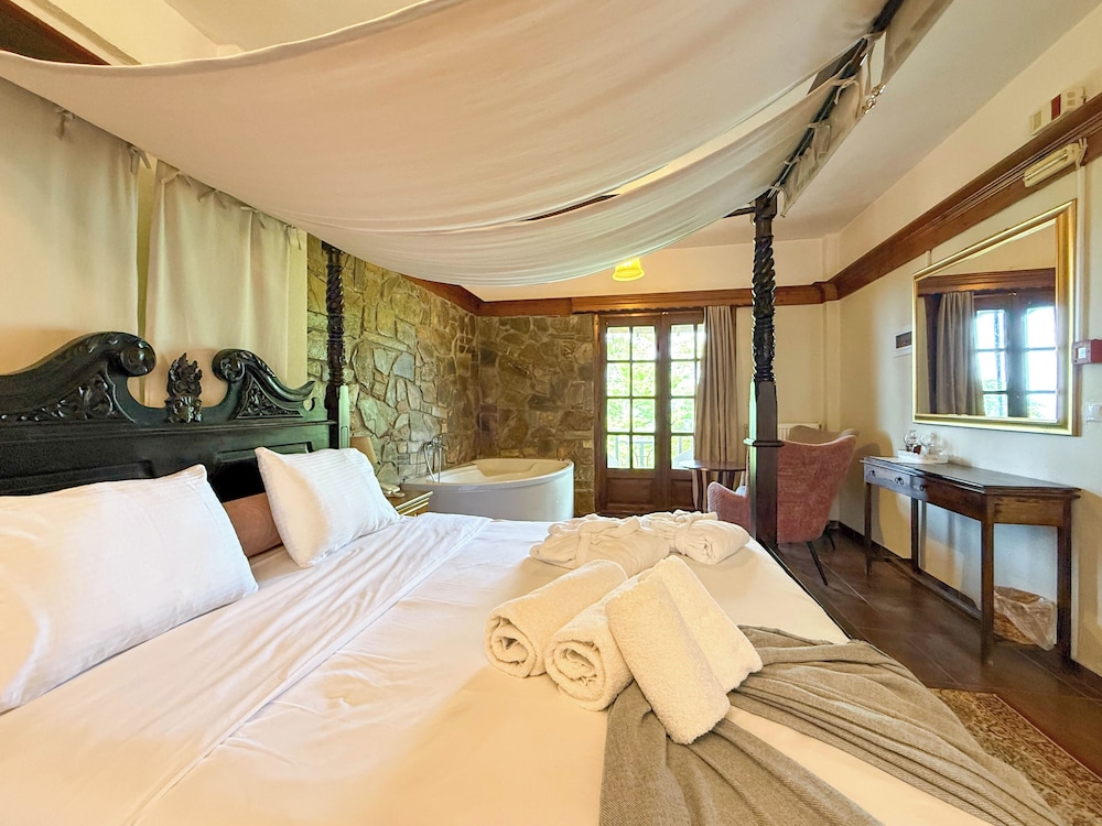 Pliades Traditional Guesthouse photo 5