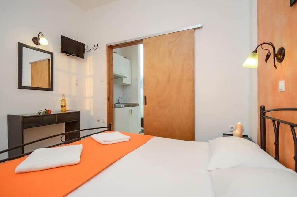 Studios Sofia view 4