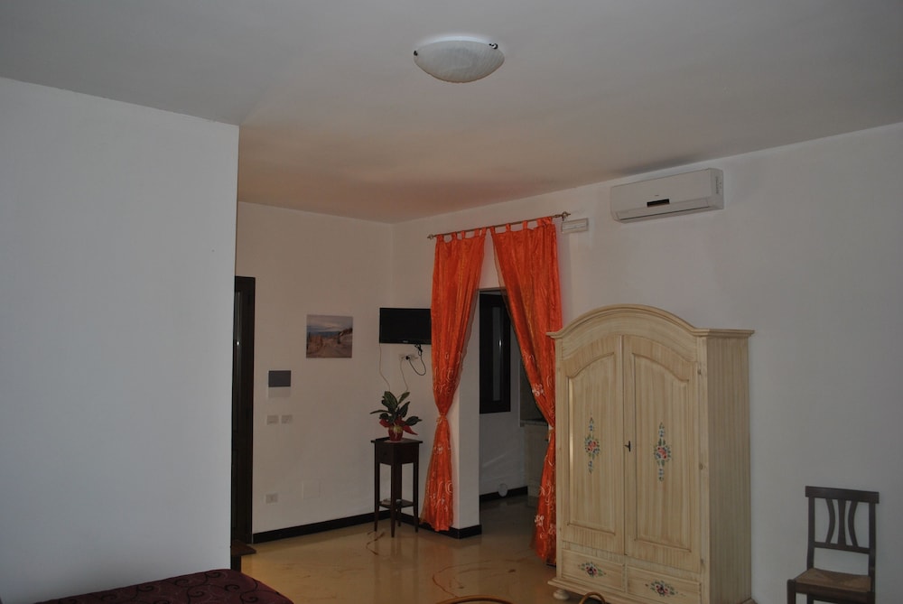 Photo 48
