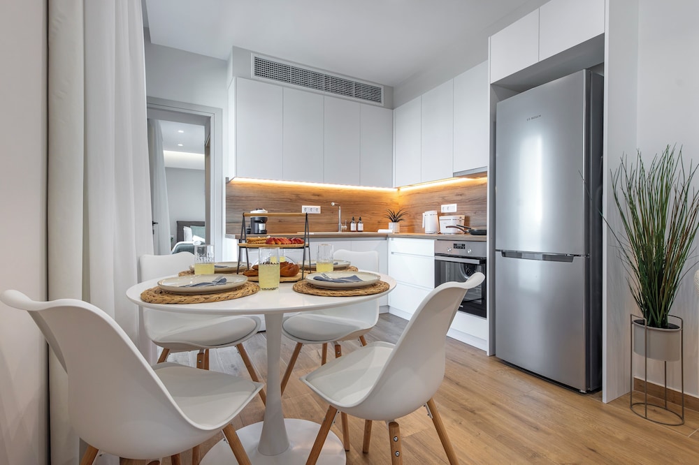Riviera Escape Suites