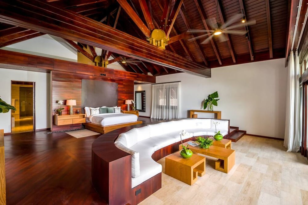 Private Beach Estate w Pool Elevator Chef Butler