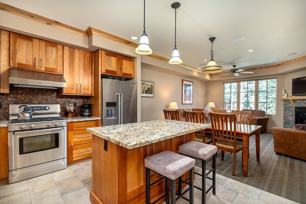 Bear Valley Vacation Condos by RedAwning