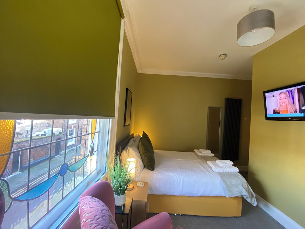 Grosvenor Place Guest House