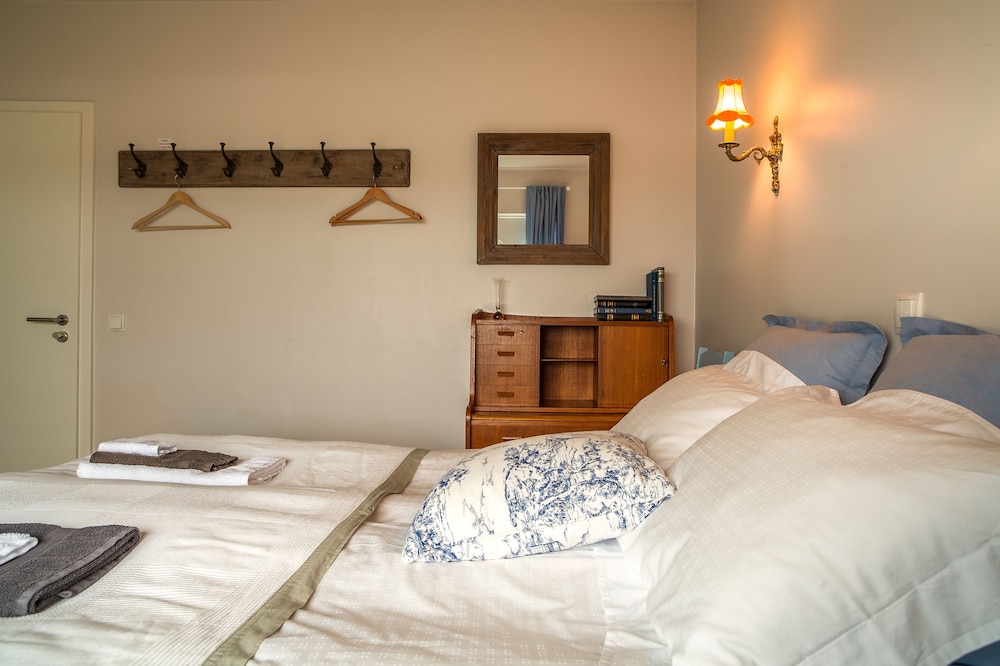 Höfðagata Guesthouse view 5