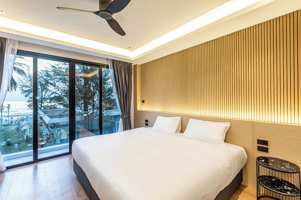 P Villas Beachfront Patong