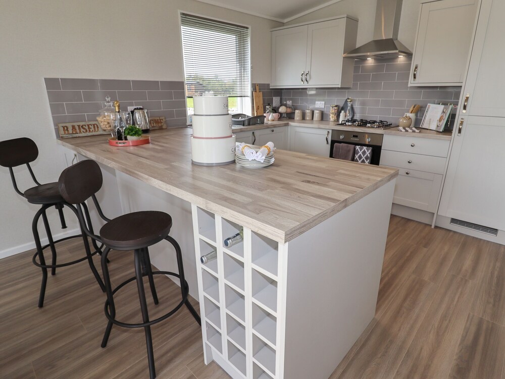 35 Delamere Point