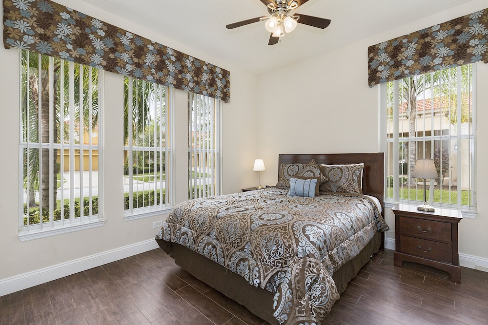 Life of Luxury by VillaDirect view 2